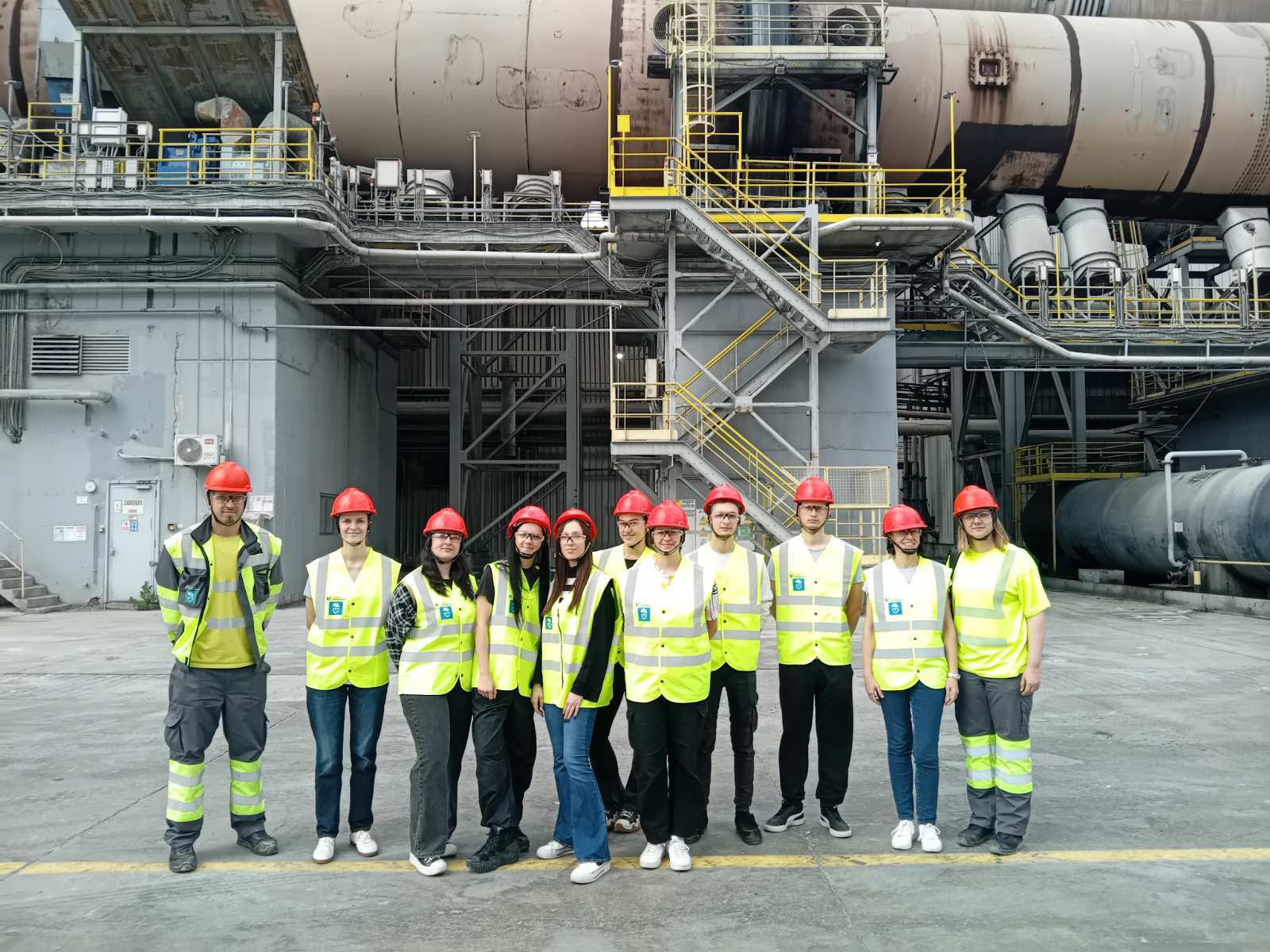 Студентска посета фабрици цемента у Беочину